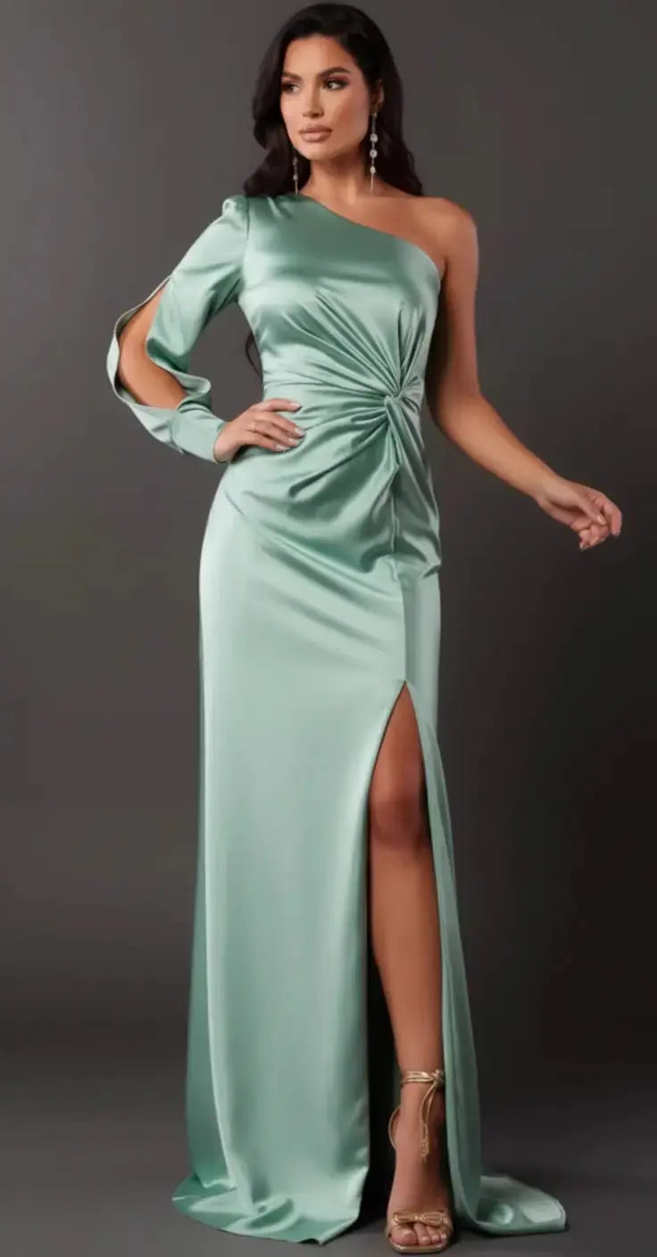 One-Shoulder Split Slim Dress Dream World